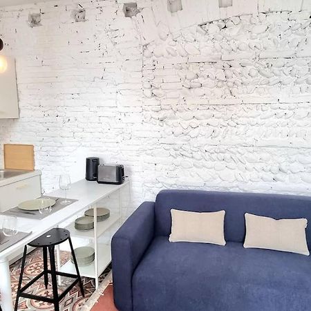 Grand Studio Avec Terrasse - Gare - Metro - Wifi ตูลูส ภายนอก รูปภาพ